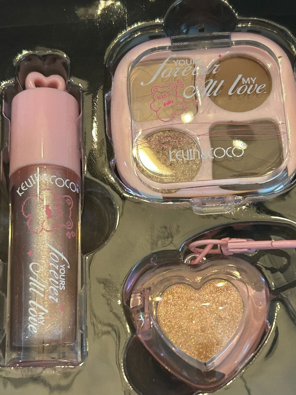 Kevin & Coco Love in Bloom Creamy Lipgloss, Eyeshadow & Highlighter Makeup Kit